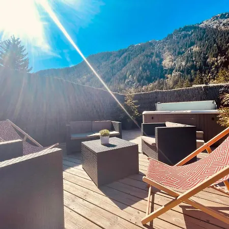 Le Petit Nicolas, Jacuzzi, Vue Mont Blanc Domek alpejski