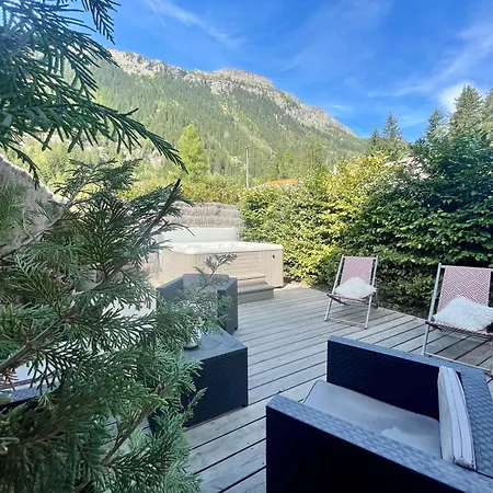 Le Petit Nicolas, Jacuzzi, Vue Mont Blanc Domek alpejski Chamonix