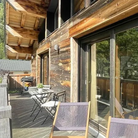 Le Petit Nicolas, Jacuzzi, Vue Mont Blanc * שאמוני