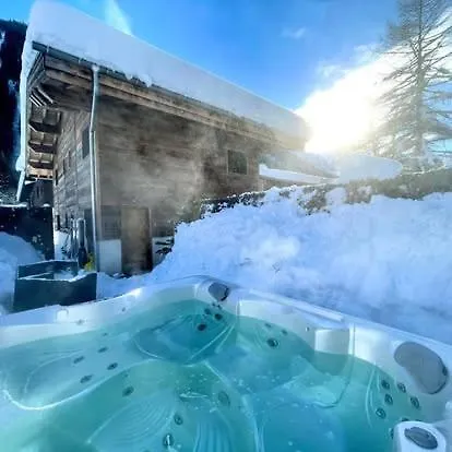 Le Petit Nicolas, Jacuzzi, Vue Mont Blanc בקתה שאמוני