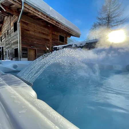 Le Petit Nicolas, Jacuzzi, Vue Mont Blanc شامونكس