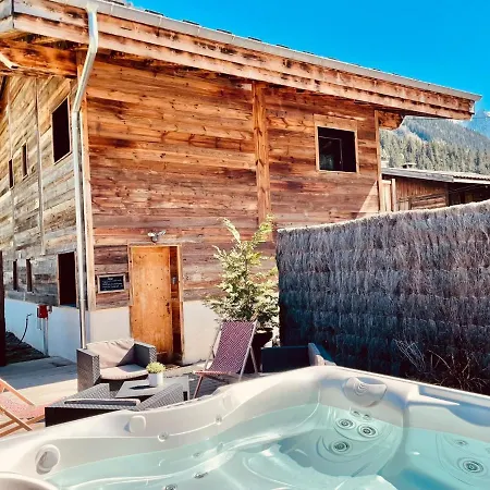 شاليه Le Petit Nicolas, Jacuzzi, Vue Mont Blanc شامونكس